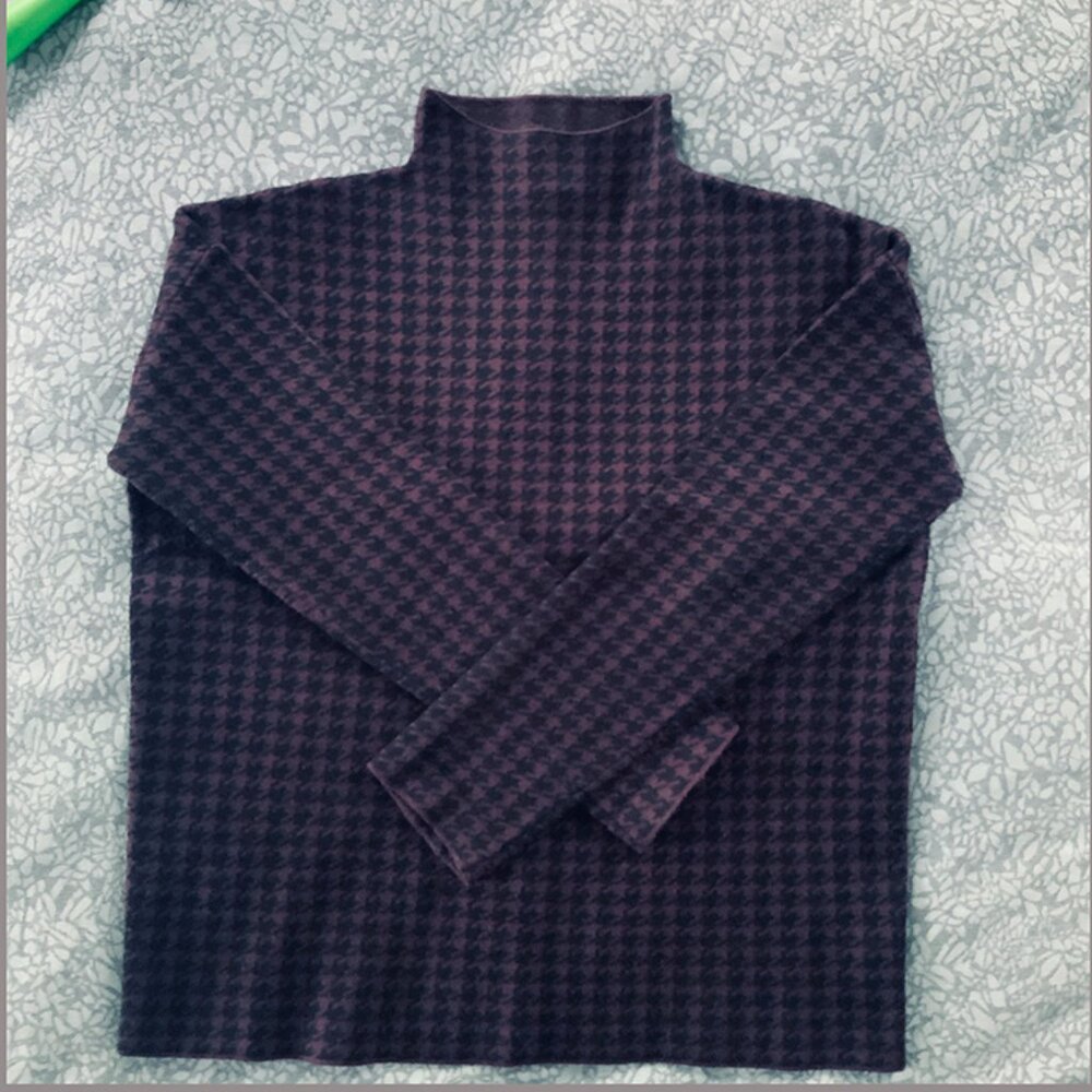 Tahari mock neck sweater